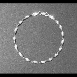 STERLING SILVER BRACELET